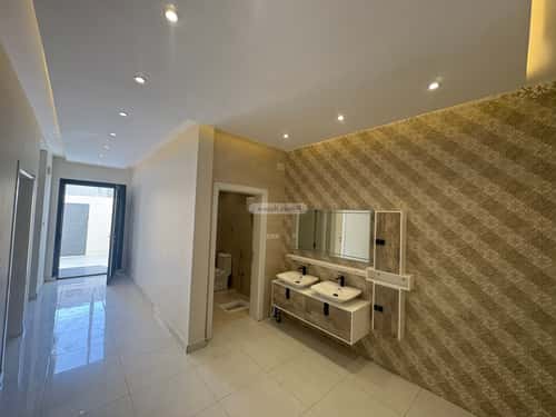 فيلا 484.89 متر مربع شرقية على شارع 20م القراحين، الطائف