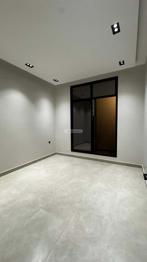 Floor 186.78 SQM with 3 Bedrooms Qurtubah, East Riyadh, Riyadh