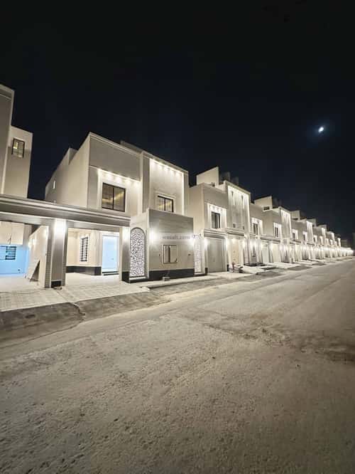 Floor 220.14 SQM with 5 Bedrooms Bader, South Riyadh, Riyadh