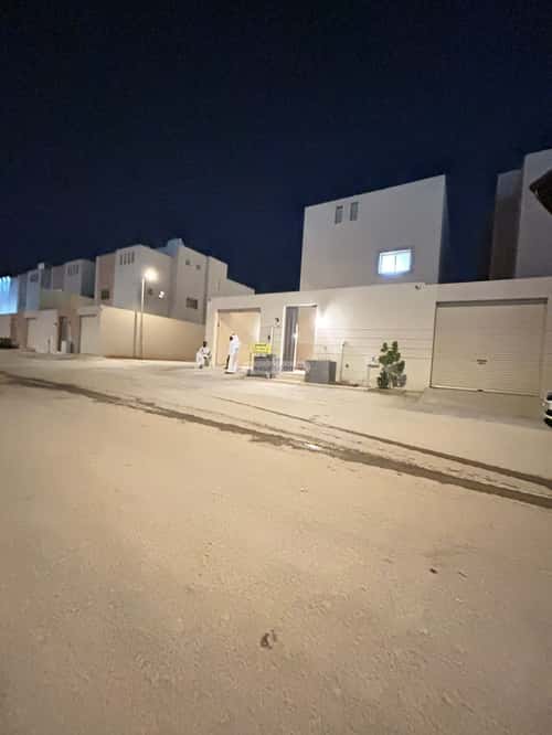 Villa 264.32 SQM Facing East on 15m Width Street Al-Janadriyah, East Riyadh, Riyadh