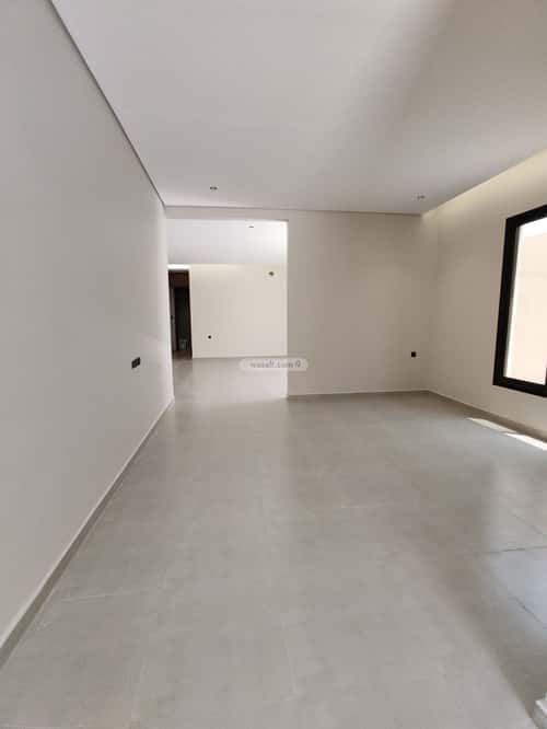 Floor 240.91 SQM with 5 Bedrooms Ar-Rimal, East Riyadh, Riyadh