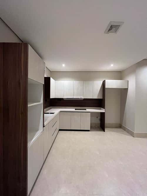 Apartment with 5 Bedrooms Al Hammraa, Khobar