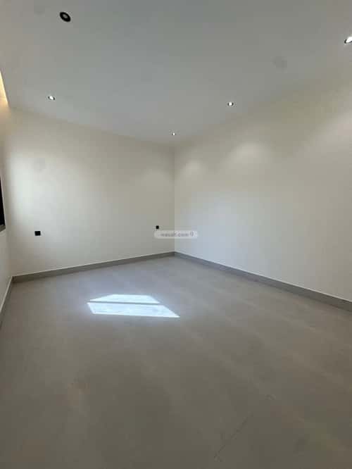 4 bedroom floor in Al Janadriyah