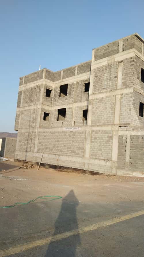 عمارة 330 متر مربع واجهة شرقية ورقان، المدينة المنورة
