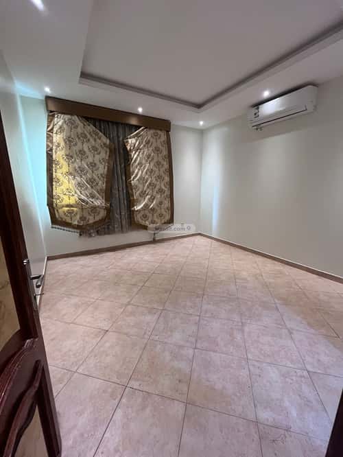 Villa 600 SQM Facing South with 11 Bedrooms Al-Wadi, North Riyadh, Riyadh