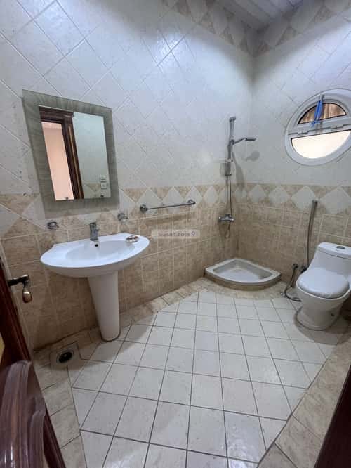 Villa 600 SQM Facing South with 11 Bedrooms Al-Wadi, North Riyadh, Riyadh