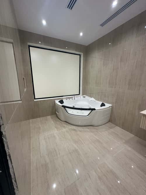 فيلا 437.5 متر مربع شرقية على شارع 20م الشراع، الخبر