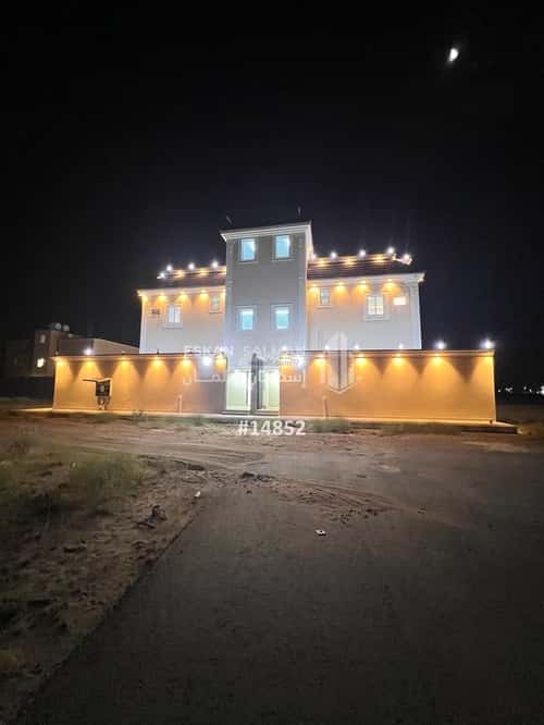 Apartment with 4 Bedrooms East Airport, Najran