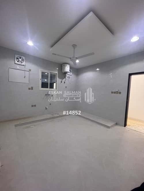 Apartment with 4 bedrooms الروضة، نجران