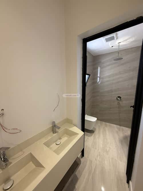 Floor with 6 Bedrooms Dirab, West Riyadh, Riyadh