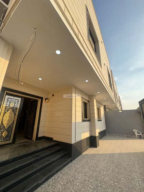 فيلا 312 متر مربع مع شقتين واجهة شرقية الراشدية، مكة المكرمة