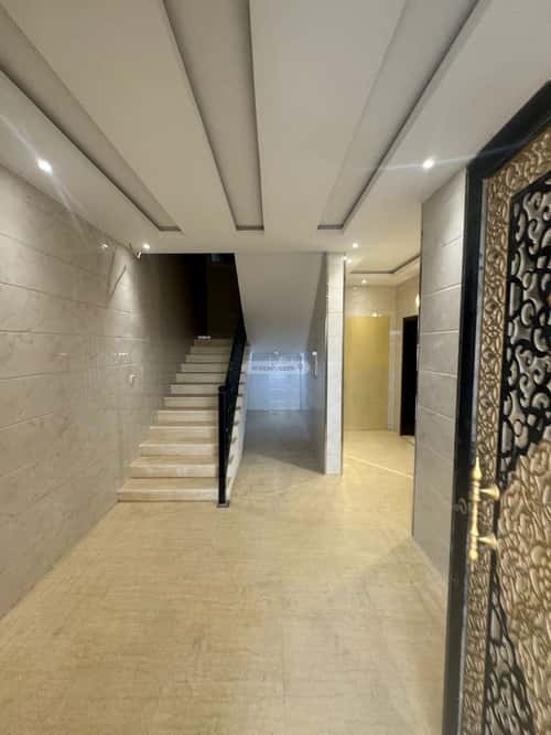 Villa 312 SQM with 2 Apartments Facing East Alrashdia, Makkah Al Mukarramah