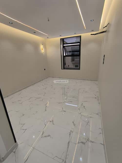 Villa 353 SQM Facing East on 15m Width Street Al Wasat District, Alttayif