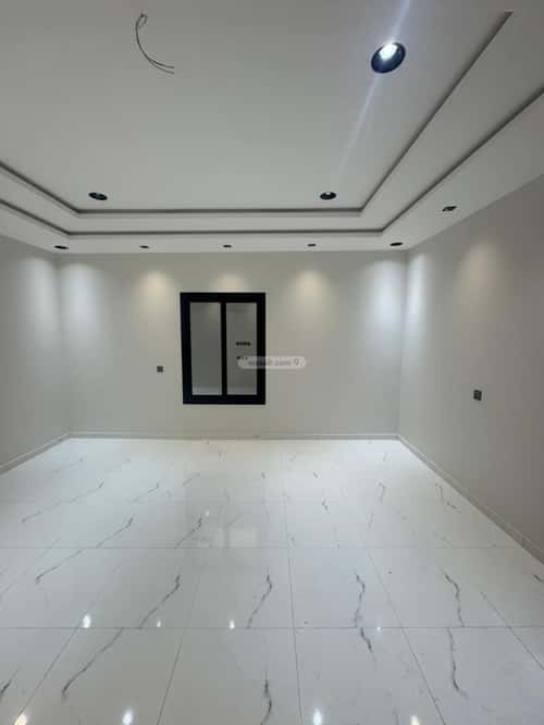 فيلا 300 متر مربع شرقية على شارع 15م العكيشية، مكة المكرمة