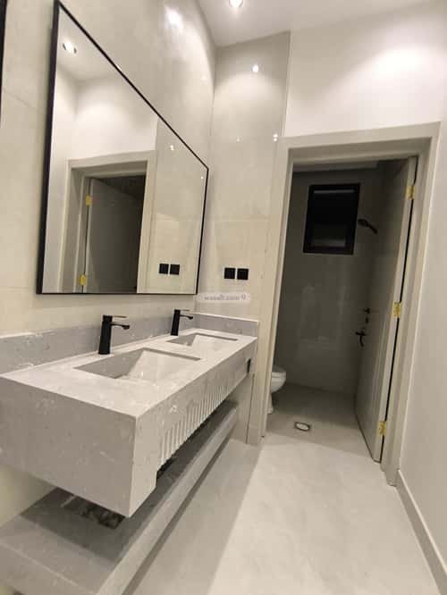Floor with 5 Bedrooms Dahiat Namar, West Riyadh, Riyadh