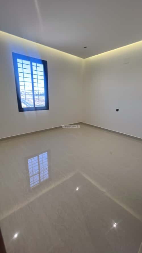 Floor 210.01 SQM with 7 Bedrooms Al Bayan, East Riyadh, Riyadh