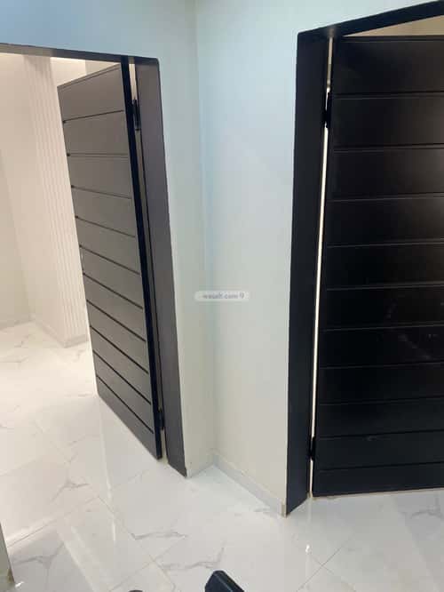 Floor 236.87 SQM with 5 Bedrooms Dahiat Namar, West Riyadh, Riyadh