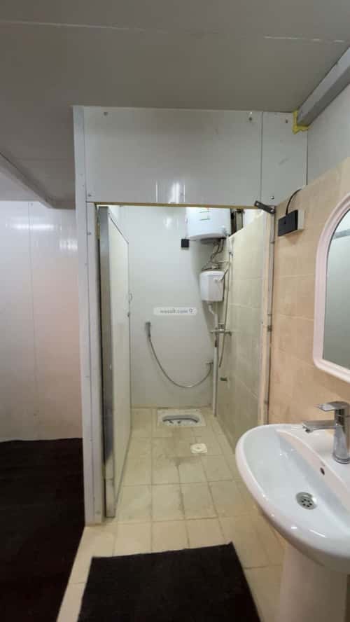 فيلا 750 متر مربع واجهة جنوبية ب 5 غرف ظهرة لبن، غرب الرياض، الرياض