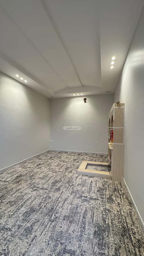 فيلا 300 متر مربع واجهة شمالية ب 12 غرف الرمال، شرق الرياض، الرياض