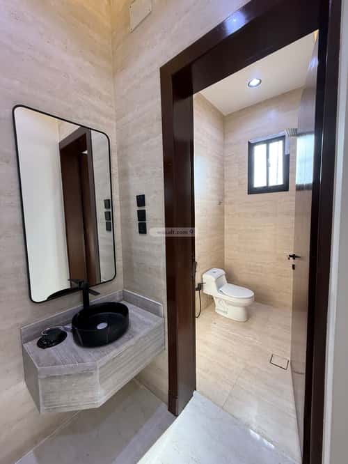 شقة 240 متر مربع ب 7 غرف الراقي، خميس مشيط