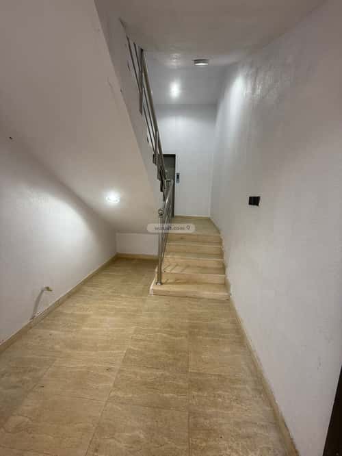 شقة ب 7 غرف الراقي، خميس مشيط