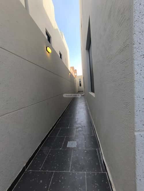 Floor 206.77 SQM with 4 Bedrooms Twaeeq, West Riyadh, Riyadh