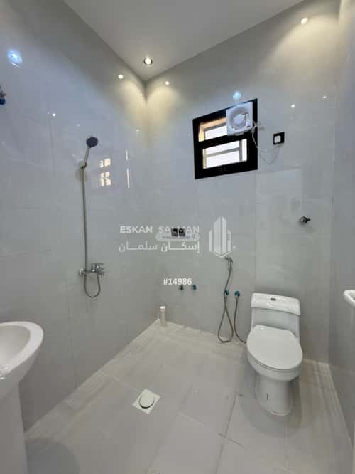 Apartment with 5 Bedrooms Al Hilah Al Gharbiya, Muhayil
