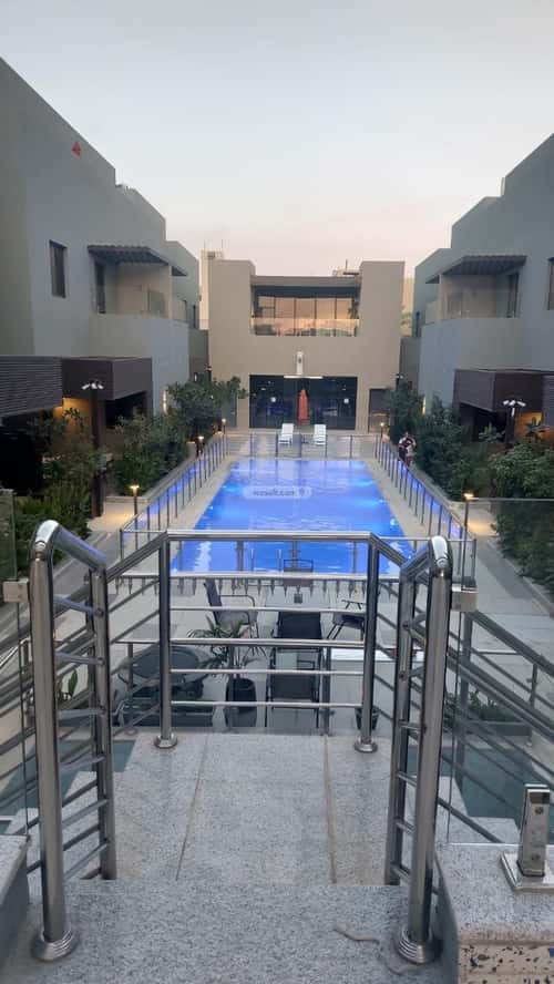 فيلا 300 متر مربع واجهة شرقية ب 4 غرف الندى، شمال الرياض، الرياض