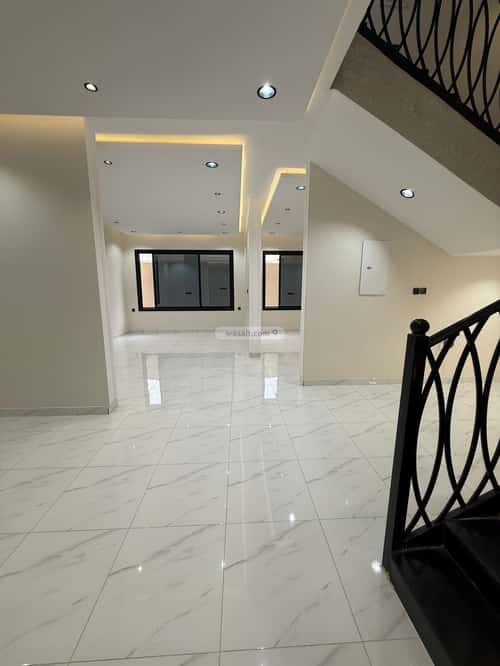 Villa 300 SQM Facing East on 20m Width Street North Of Solidarity, Khamis Mushait