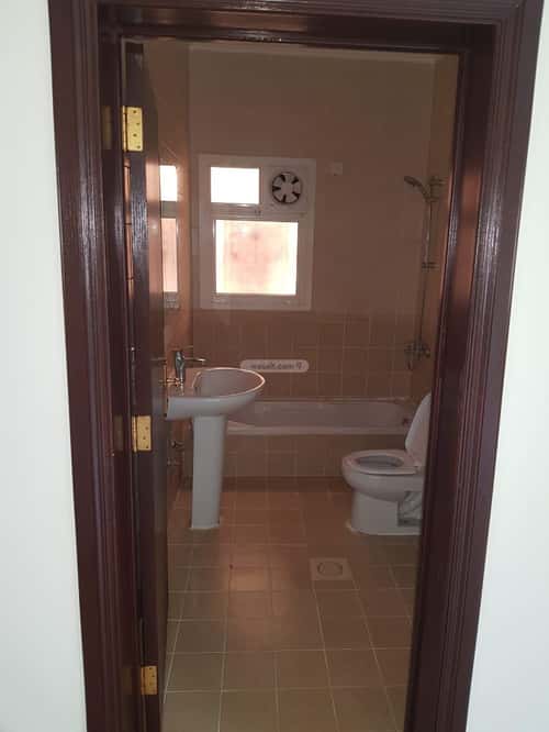 Villa 5985 SQM Facing East with 4 Bedrooms Al-Hada, West Riyadh, Riyadh