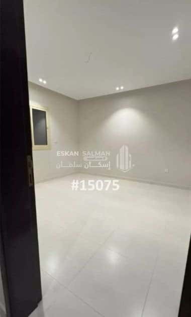 شقة 4 غرف في الريان