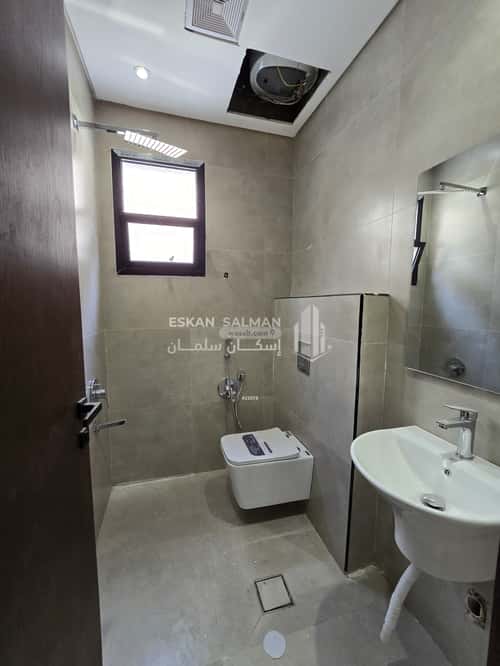 6 bedroom villa in Al Yarmouk