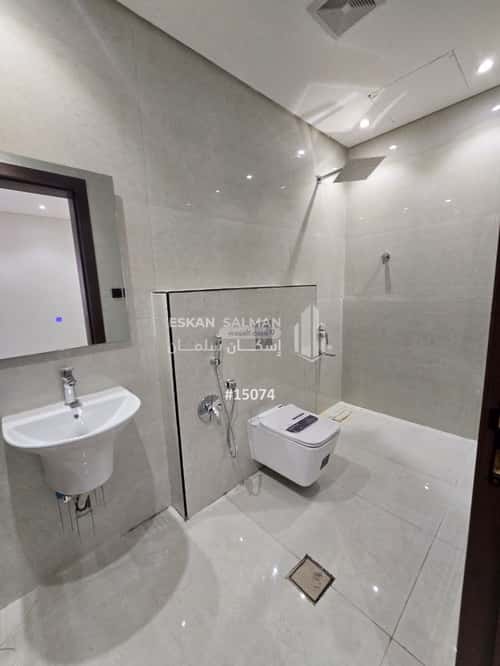 فيلا 343.76 متر مربع شرقية على شارع 15م اليرموك، شرق الرياض، الرياض