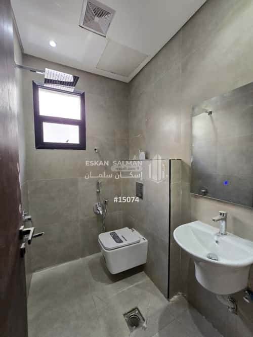 7 bedroom villa in Al Yarmouk