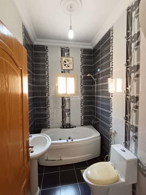 Villa 452 SQM facing East on 25m width street المروة، شمال جدة، جدة