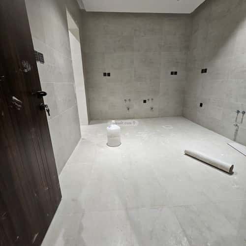 4 bedroom apartment in Al Naeem