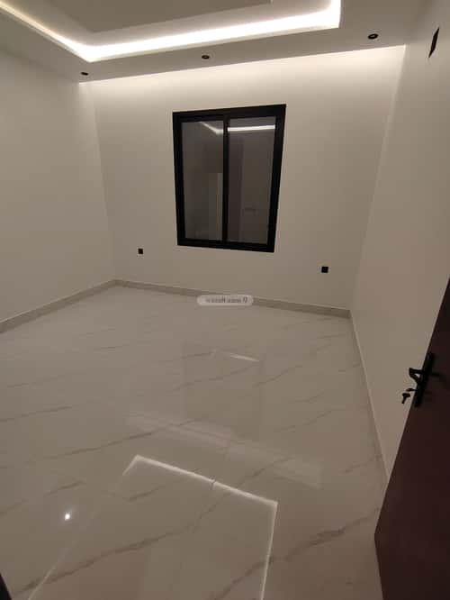 5 bedroom villa in Al Rimal