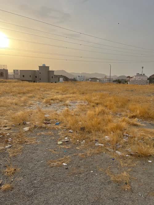 Land 879.85 SQM Facing South West on 30m Width Street Altaneem, Makkah Al Mukarramah