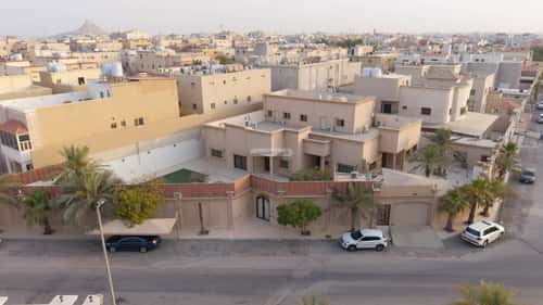 Villa 1573 SQM Facing East on 18m Width Street Al Nada, Aldammam