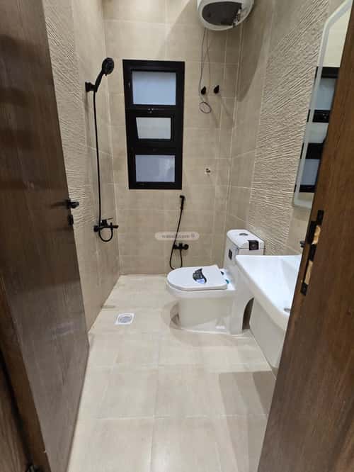 Floor 215.85 SQM with 3 Bedrooms Ash-Shifa, South Riyadh, Riyadh