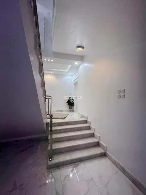 Floor 607.23 SQM with 6 Bedrooms Gourana, Makkah Al Mukarramah