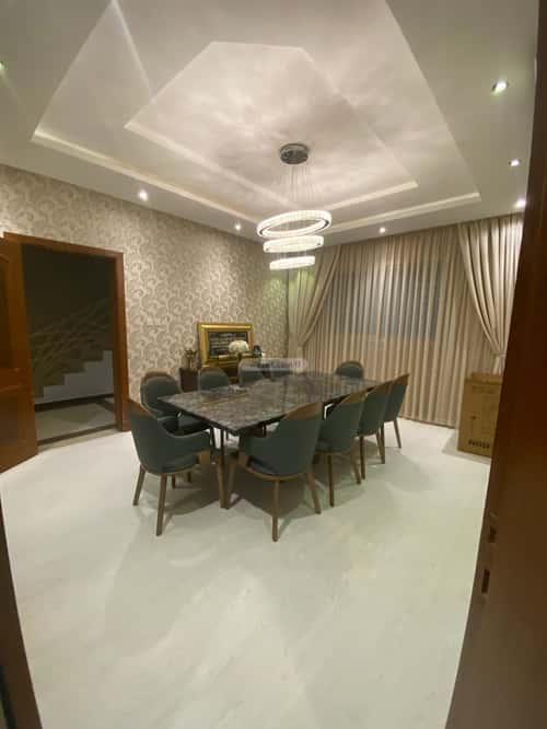 فيلا 412.5 متر مربع شرقية على شارع 15م العقيق، شمال الرياض، الرياض