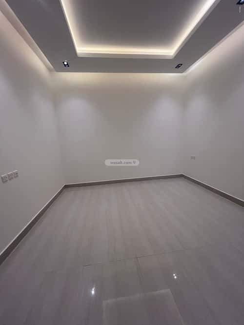 Floor with 5 Bedrooms Bader, South Riyadh, Riyadh