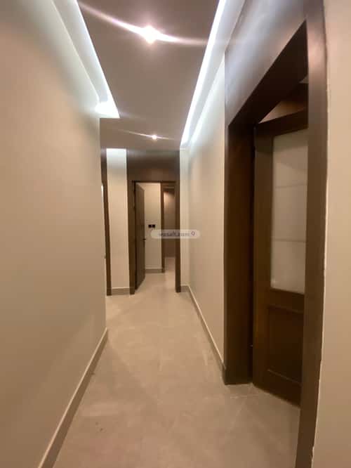 شقة 154 متر مربع ب 5 غرف الشعلة، الدمام