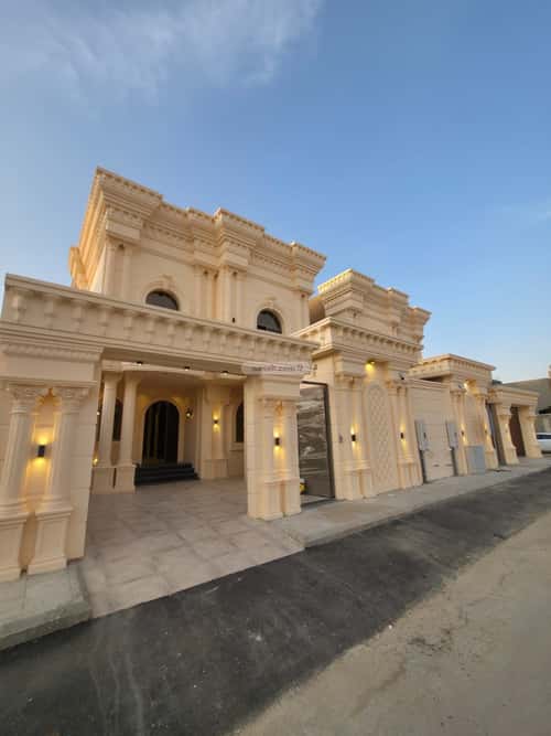 9 bedroom villa in Al Shamiyah Al Jadid