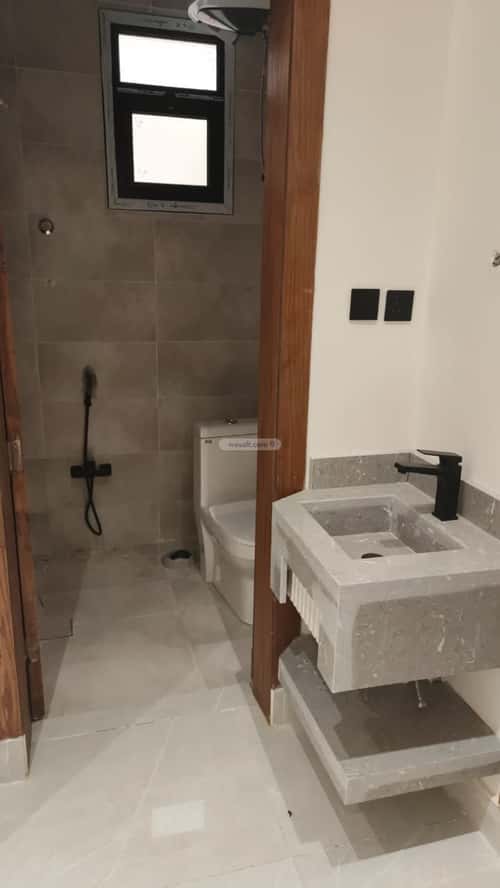 5 bedroom floor in Taibah