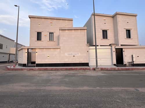 فيلا 323.7 متر مربع شمالية غربية على شارع 15م الرحاب، الطائف