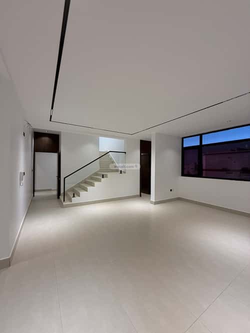 Floor with 5 Bedrooms Bader, South Riyadh, Riyadh