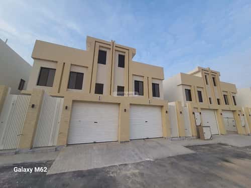 Floor 206.03 SQM with 5 Bedrooms Dahiat Namar, West Riyadh, Riyadh