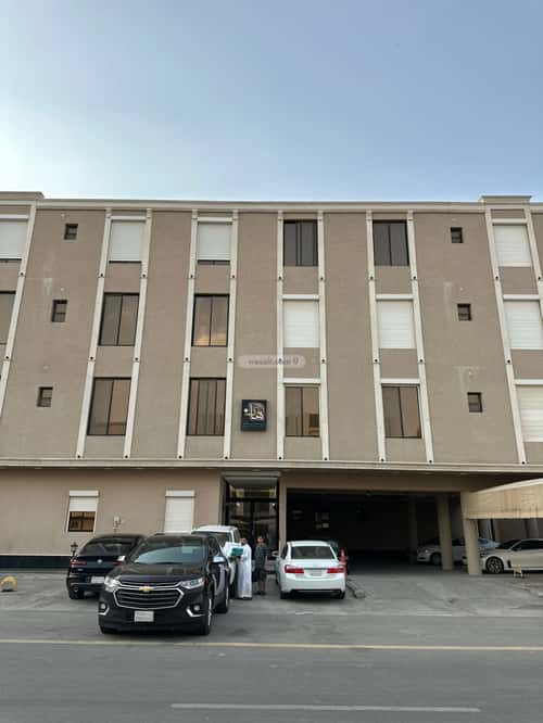 Apartment with 4 Bedrooms Al-Malqa, North Riyadh, Riyadh